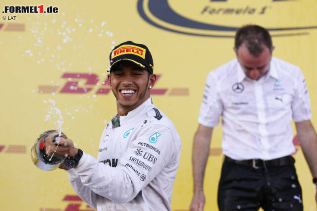 Foto zur News: Lewis Hamilton feierte in Sotschi nicht nur einen Premierensieg, sondern auch den neunten Saisonsieg und den vierten Triumph in Folge