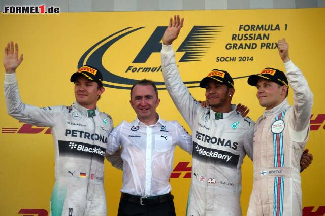 Foto zur News: Lewis Hamilton, Nico Rosberg und Paddy Lowe: drei Erfolgskomponenten
