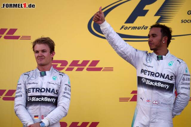Foto zur News: Gemischte Gefühle bei Mercedes: Nico Rosberg und Lewis Hamilton