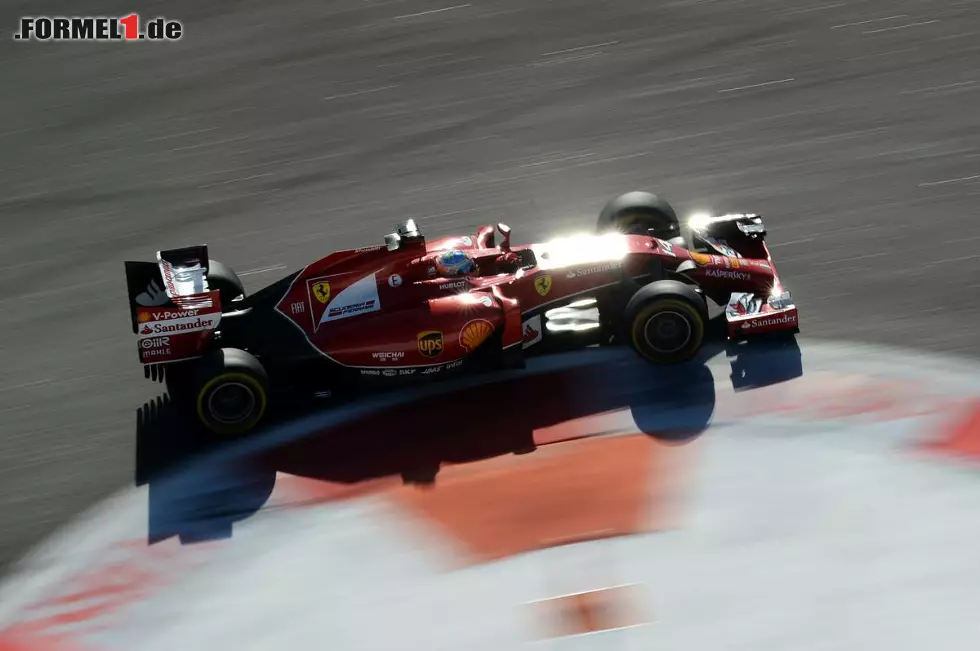 Foto zur News: Fernando Alonso (Scuderia Ferrari)