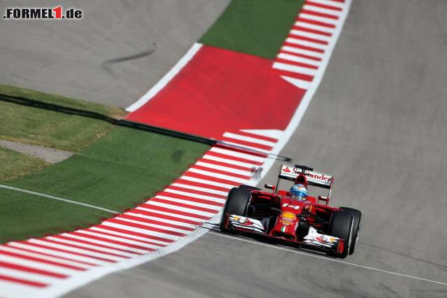 Foto zur News: Fernando Alonso war heute Anführer der Mercedes-Verfolger