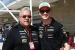 Foto zur News: Vijay Mallya und Nico Hülkenberg (Force India)