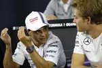 Foto zur News: Felipe Massa (Williams) und Nico Rosberg (Mercedes)