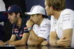 Foto zur News: Jean-Eric Vergne (Toro Rosso), Felipe Massa (Williams) und Nico Rosberg (Mercedes)