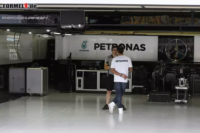Lewis Hamilton (Mercedes AMG Petronas Formula One Team) Foto zur News: Lewis Hamilton (Mercedes AMG Petronas Formula One Team)