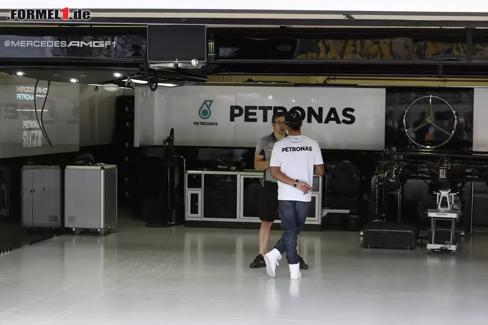 Foto zur News: Lewis Hamilton (Mercedes AMG Petronas Formula One Team)