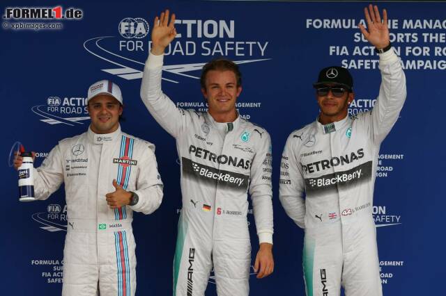 Foto zur News: Felipe Massa, Nico Rosberg und Lewis Hamilton waren im vorletzten Qualifying der Formel-1-Saison die Schnellsten - spannender könnte es kaum sein. Der WM-Zweite vor dem WM-Ersten vor dem Lokalmatador!