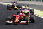 Gallerie: Fernando Alonso (Ferrari), Sebastian Vettel (Red Bull) und Daniel Ricciardo (Red Bull)