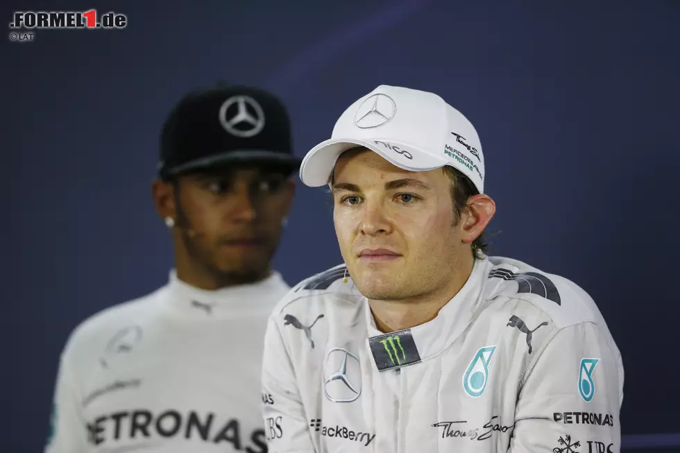 Foto zur News: Nico Rosberg (Mercedes) und Lewis Hamilton (Mercedes)