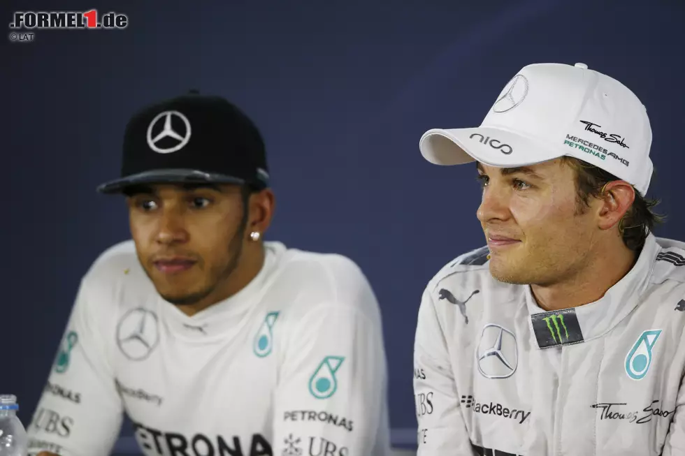 Foto zur News: Nico Rosberg (Mercedes) und Lewis Hamilton (Mercedes)