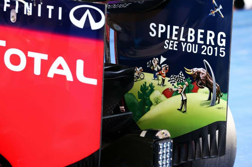 Foto zur News: Werbung für den Grand Prix von Österreich 2015 auf dem Red Bull RB10
