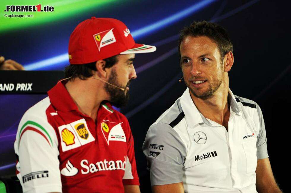 Foto zur News: Fernando Alonso (Ferrari) und Jenson Button (McLaren)