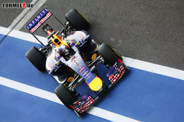 Foto zur News: Sebastian Vettel (Infiniti Red Bull Racing)