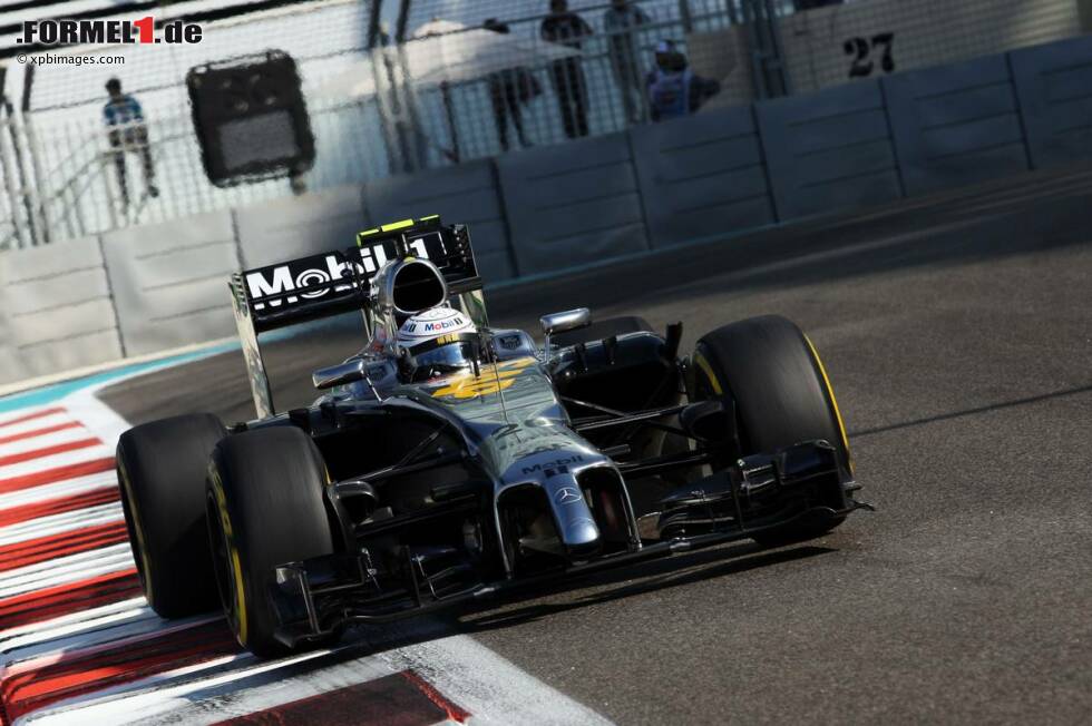 Foto zur News: &amp;quot;Best of the rest&amp;quot; war diesmal Kevin Magnussen im McLaren. Dem Dänen fehlten allerdings bereits 0,782 Sekunden auf den Bestwert