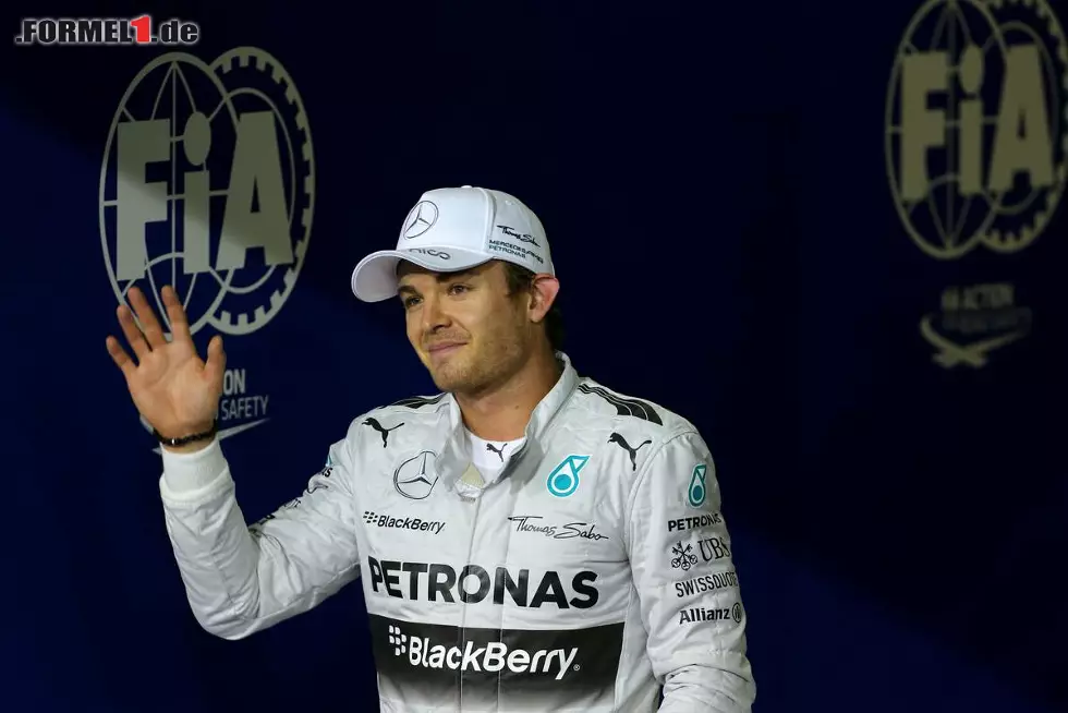 Foto zur News: Auch Nico Rosberg hatte am Samstag in Abu Dhabi einen Ausrutscher