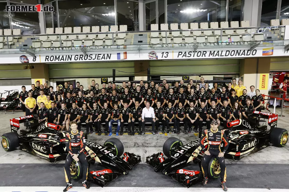 Foto zur News: Gruppenfoto bei Lotus