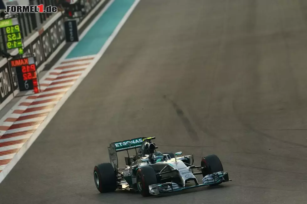 Foto zur News: Nico Rosberg konnte nur im ersten Stint die volle Leistung des Mercedes nutzen