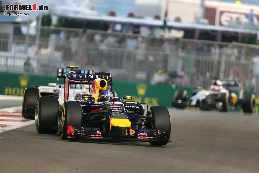 Foto zur News: Sebastian Vettel (Infiniti Red Bull Racing)