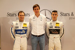 Foto zur News: Gary Paffett (HWA-Mercedes 2) und Pascal Wehrlein (HWA-Mercedes 3)