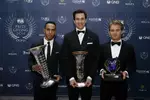 Foto zur News: Lewis Hamilton, Toto Wolff und Nico Rosberg (Mercedes)