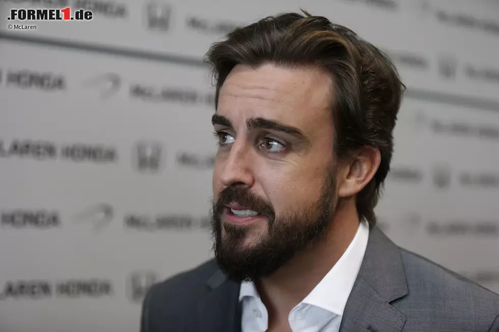 Foto zur News: Fernando Alonso (McLaren)