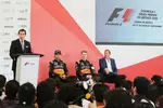 Foto zur News: Sergio Perez (Force India) und Nico Hülkenberg (Force India)