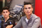 Foto zur News: Das österreichische Nachwuchstalent Thomas Preining und Pascal Wehrlein (Mercedes)