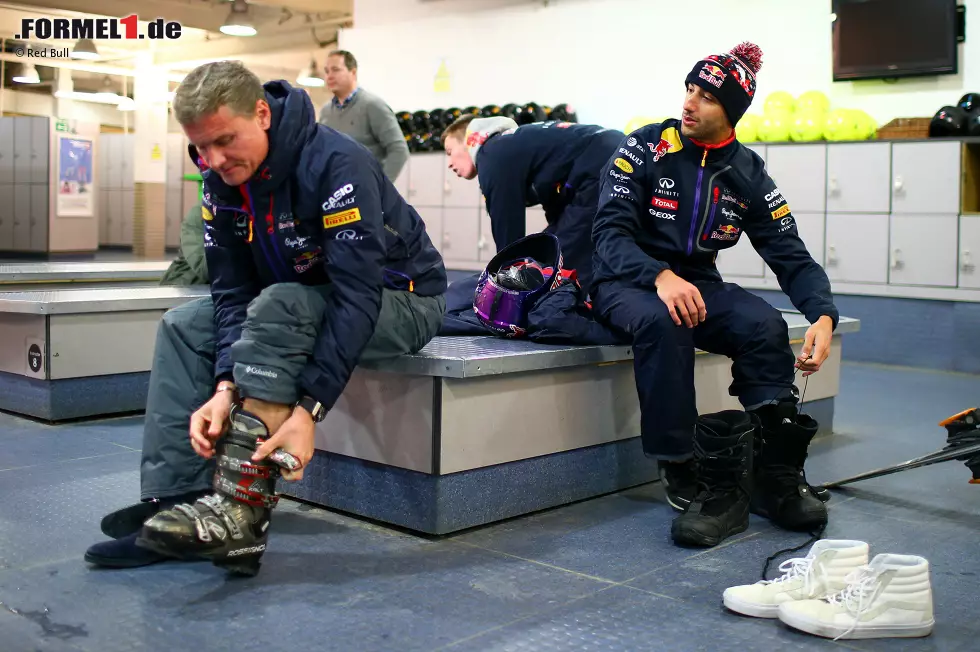 Foto zur News: David Coulthard und Daniel Ricciardo (Red Bull)