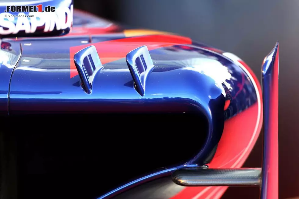 Foto zur News: Toro-Rosso-Renault STR10