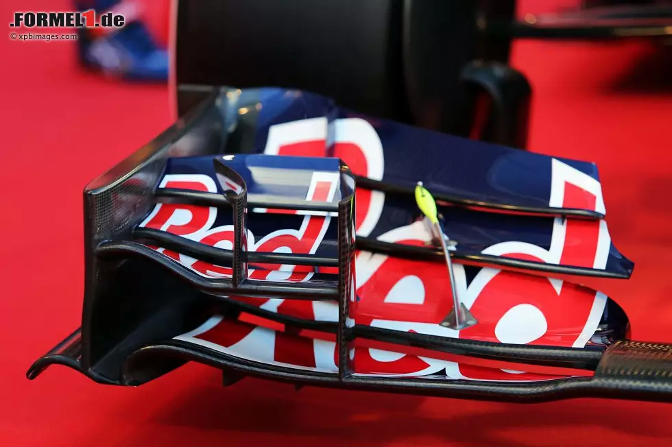 Foto zur News: Toro-Rosso-Renault STR10