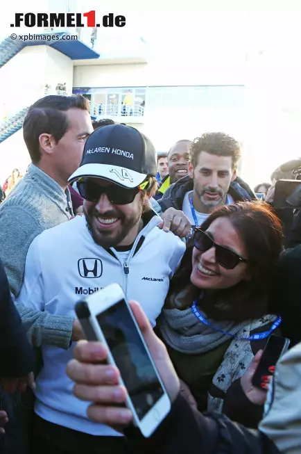 Foto zur News: Fernando Alonso (McLaren)