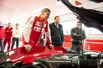 Foto zur News: Sebastian Vettel (Ferrari) testet den 1.000 PS starken FXX K in Fiorano