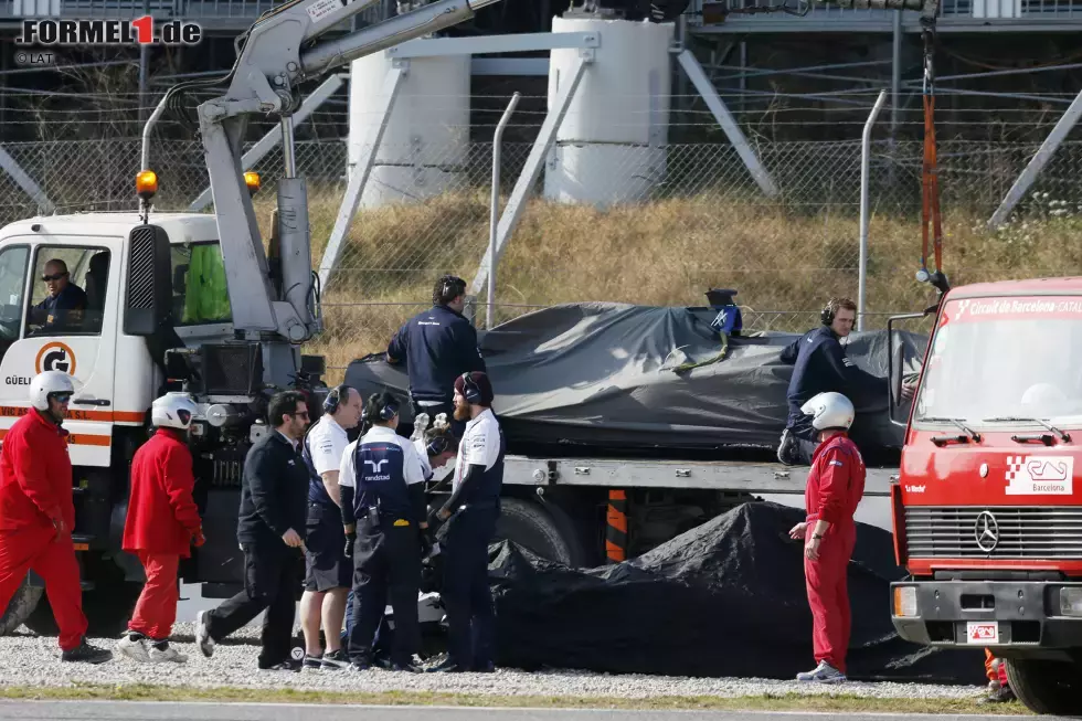 Foto zur News: Für eine solche sorgten die beiden letztjährigen Teamkollegen Susie Wolff und Felipe Nasr, die sich über die Vorfahrt nicht einig waren.