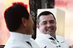 Foto zur News: Yasuhisa Arai und Eric Boullier (McLaren)