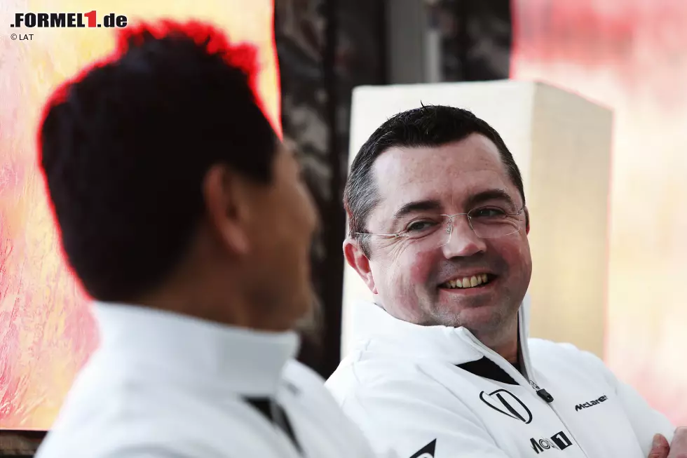 Foto zur News: Yasuhisa Arai und Eric Boullier (McLaren)