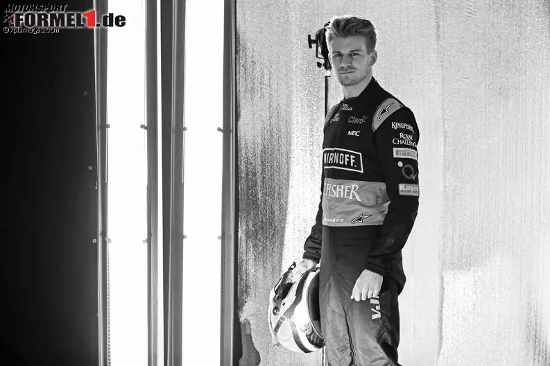 Stammfahrer Nico Hülkenberg darf erst am Sonntag zum ersten Mal im Jahr 2015 ein Formel-1-Auto fahren. Am Samstag stand ein Fotoshooting auf dem Programm. Foto zur News: Stammfahrer Nico Hülkenberg darf erst am Sonntag zum ersten Mal im Jahr 2015 ein Formel-1-Auto fahren. Am Samstag stand ein Fotoshooting auf dem Programm.