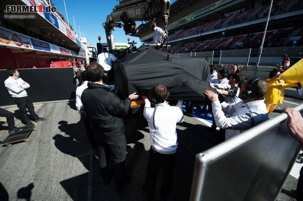 Foto zur News: Fernando Alonso (McLaren Honda)
