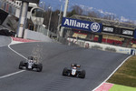 Foto zur News: Daniel Ricciardo (Red Bull) und Nico Hülkenberg (Force India)