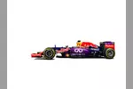 Foto zur News: Lackierung des Red-Bull-Renault RB11 für die Formel-1-Saison 2015