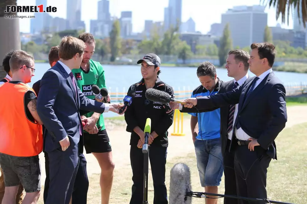 Foto zur News: Sergio Perez (Force India)