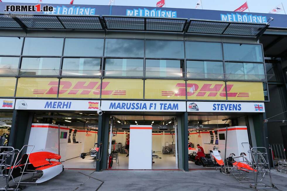 Foto zur News: Garage des Manor-Teams