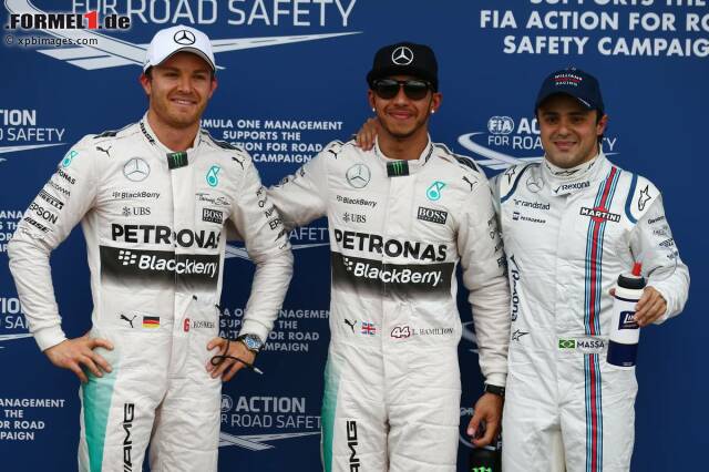 Foto zur News: Das schnellste Trio am Samstag im Albert Park von Melbourne: Mercedes-Star Lewis Hamilton (Mitte) neben Nico Rosberg (links) und Felipe Massa im Williams