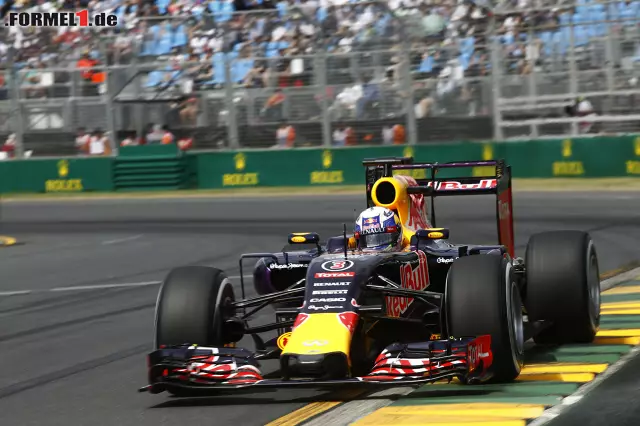 Foto zur News: Daniel Ricciardo (Infiniti Red Bull Racing)