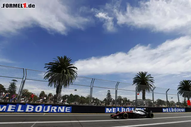 Jenson Button (McLaren Honda) Foto zur News: Jenson Button (McLaren Honda)