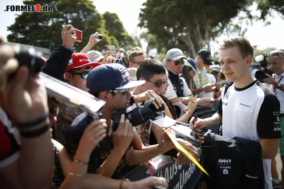 Foto zur News: Kevin Magnussen (McLaren Honda)