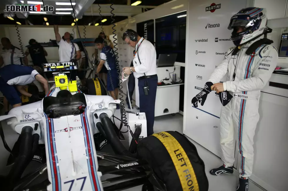 Foto zur News: Valtteri Bottas (Williams)