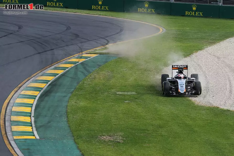 Foto zur News: Nico Hülkenberg (Force India) auf Abwegen