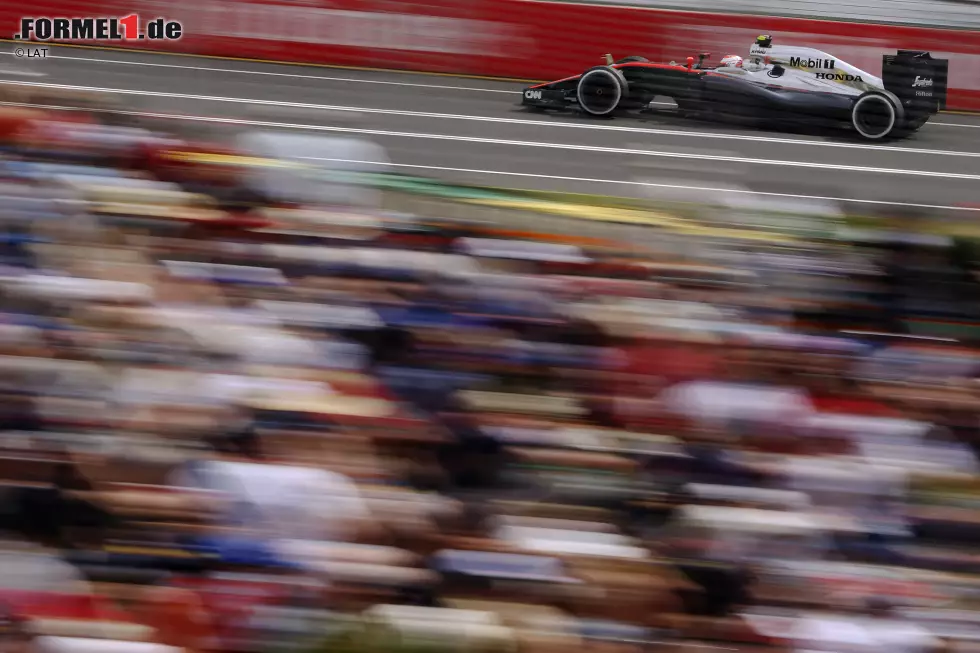 Foto zur News: Jenson Button (McLaren)