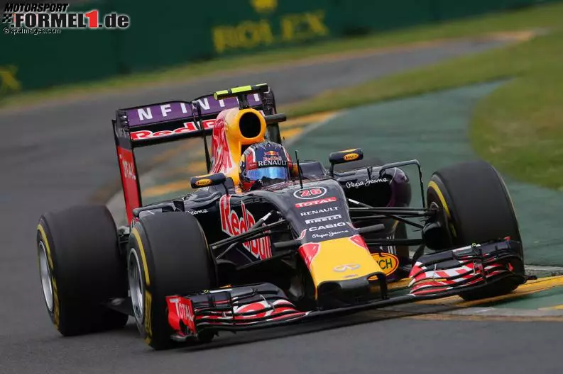 Foto zur News: Daniil Kwjat (Infiniti Red Bull Racing)