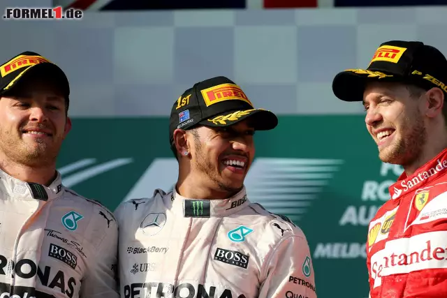 Foto zur News: Gewohntes Bild in der Saison 2015: Siegerehrung mit Lewis Hamilton, Nico Rosberg und Sebastian Vettel. Neben diesen drei Herren haben es bis Silverstone nur Kimi Räikkönen, Valtteri Bottas und Felipe Massa auf das Podest geschafft. Dazu ein Blick in die Historie.